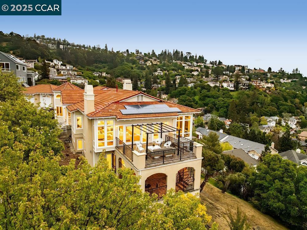 Property Photo: 6585 Swainland Rd CA 94611