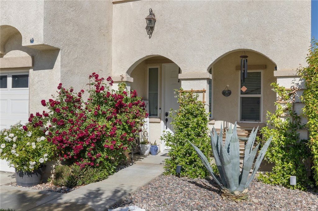 Property Photo:  37849 Satinwood Lane  CA 93551 