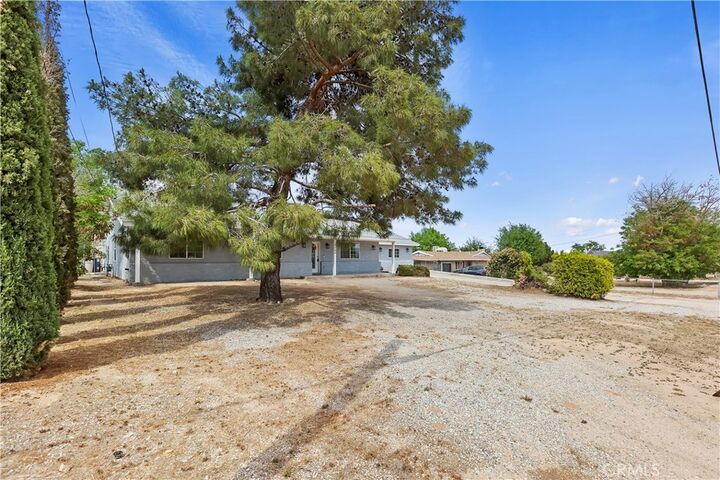 Property Photo:  18060 Walnut Street  CA 92345 