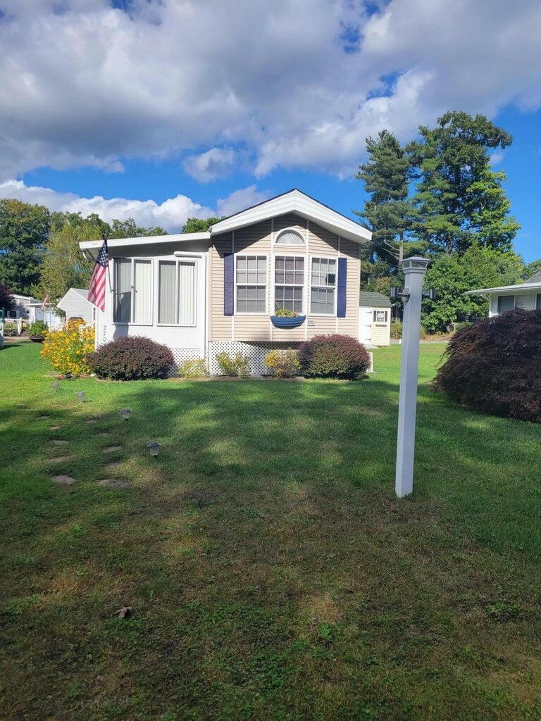Property Photo: 430 Post Road 270 ME 04090