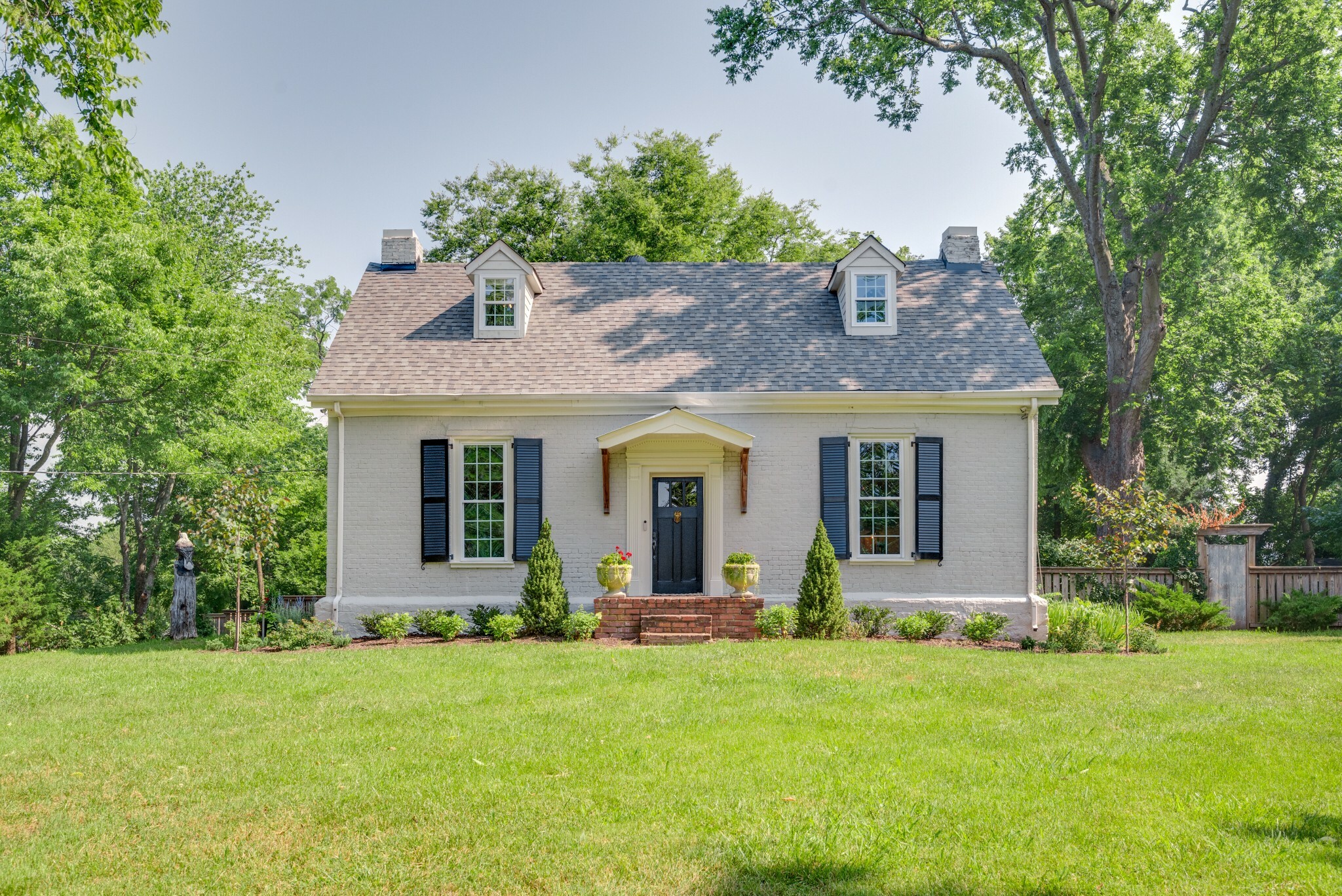 Property Photo: 1324 Barnes Rd TN 37013