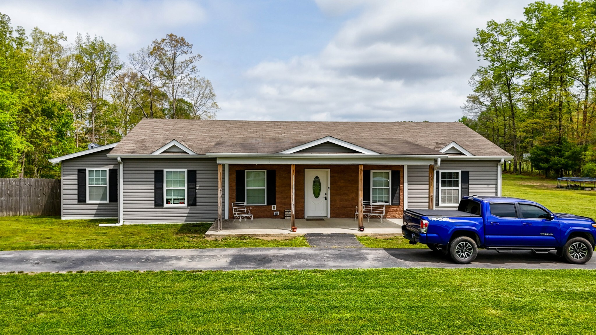 Property Photo: 440 Adams Rd TN 37387