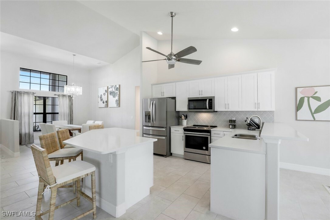 Property Photo: 2016 SW 28th Lane FL 33914