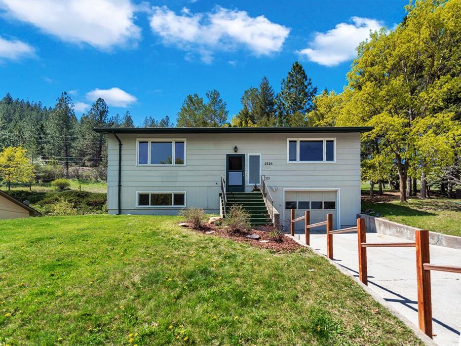 Property Photo: 2325 Skyline Drive MT 59802