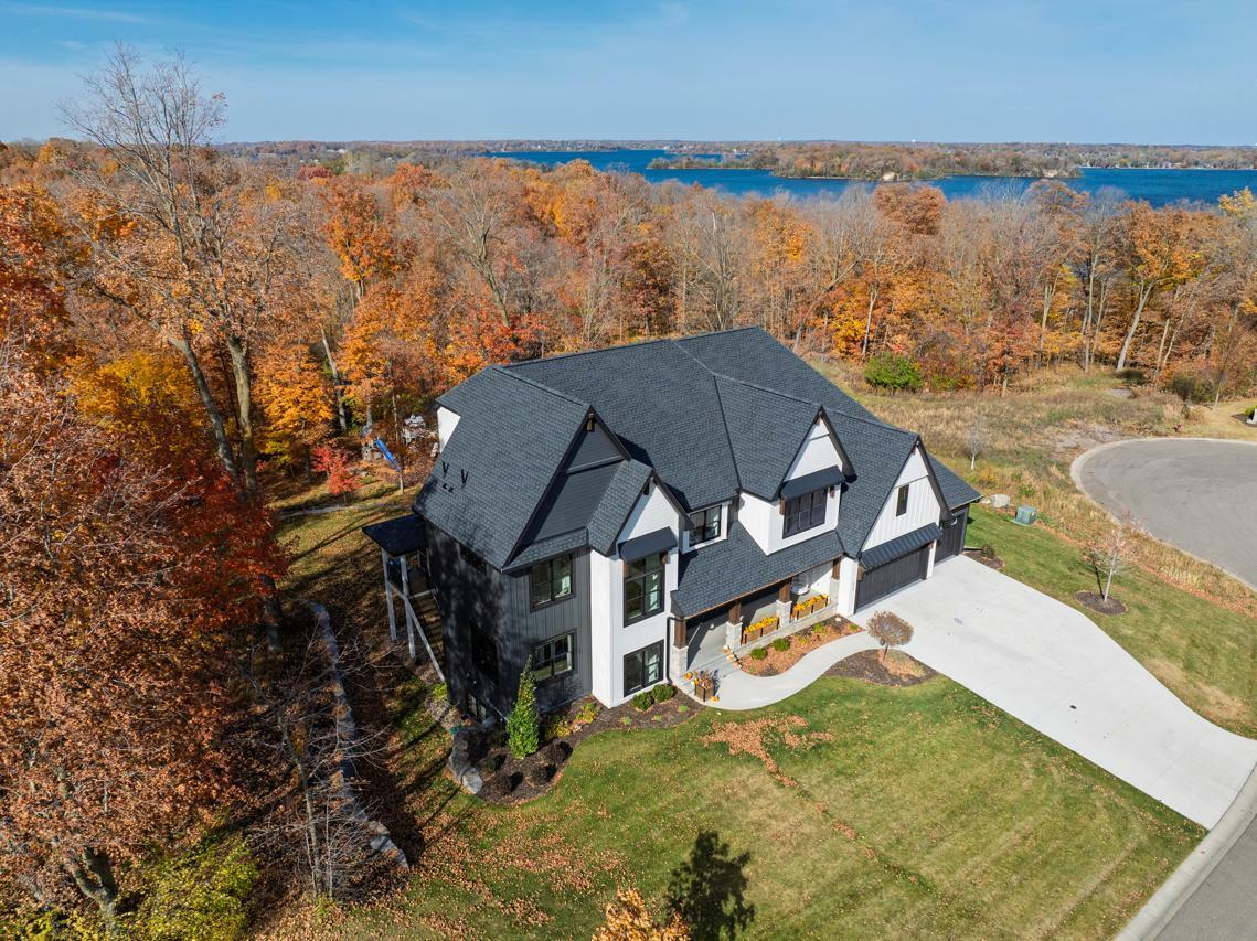 Property Photo: 6480 Hawks Pointe Lane MN 55331