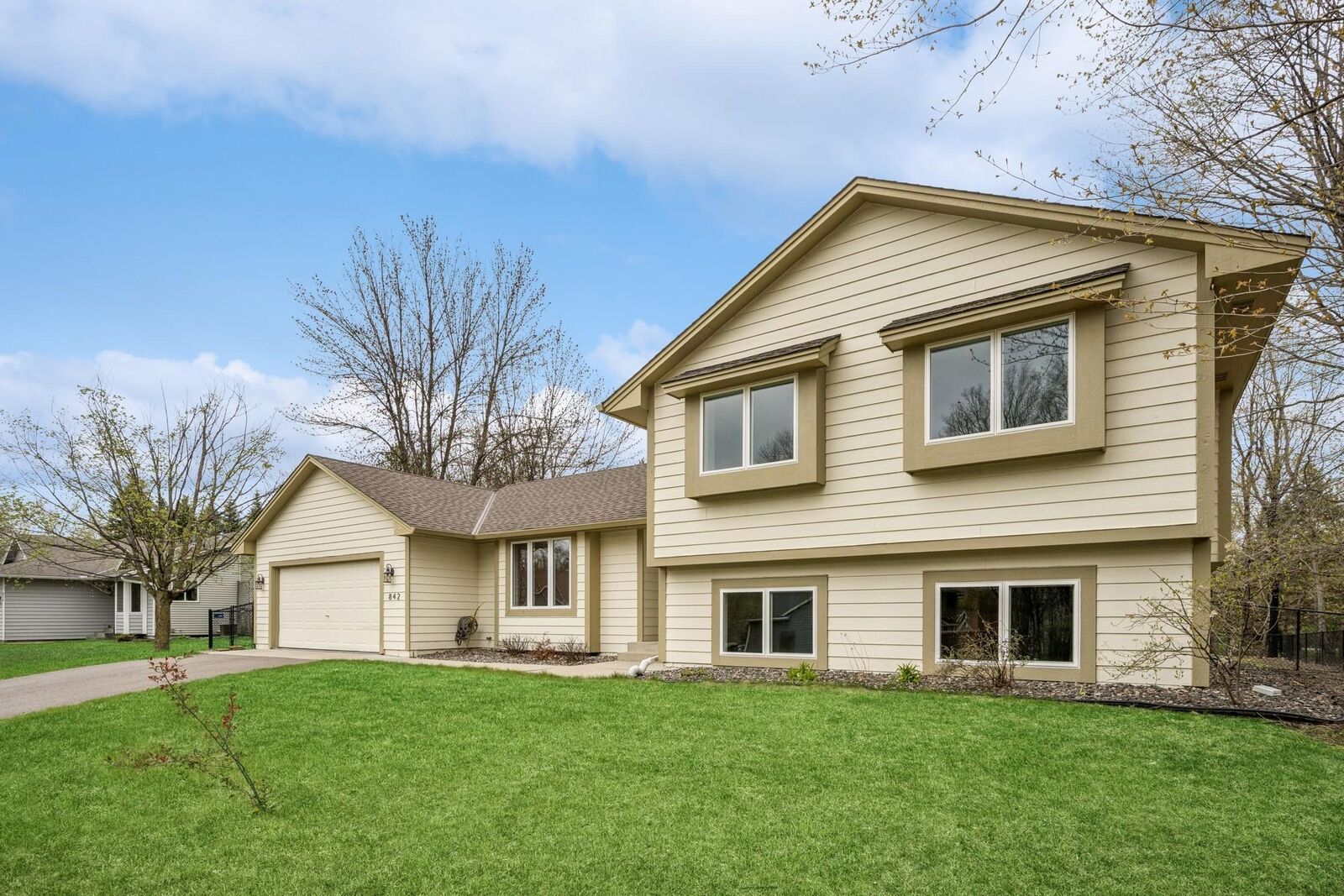 Property Photo:  842 10th Street S  MN 55328 