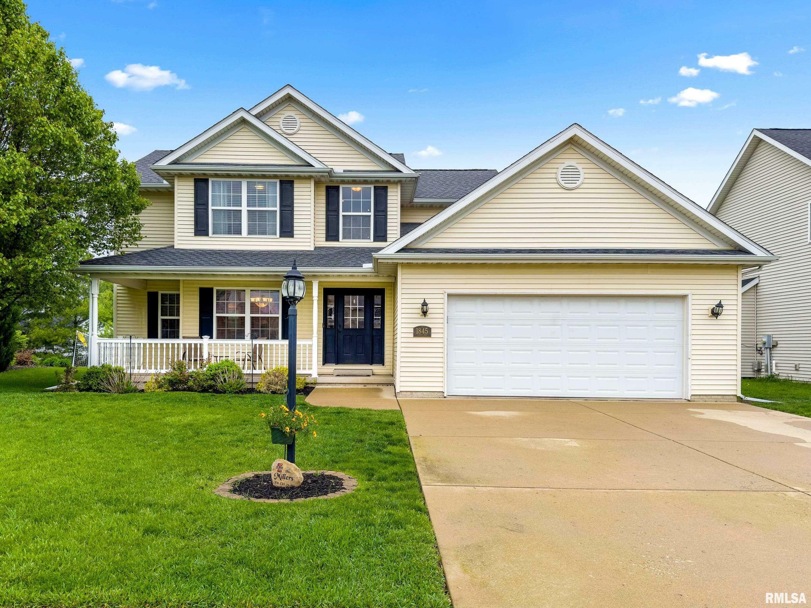 Property Photo: 1845 Jadens Way IL 61571