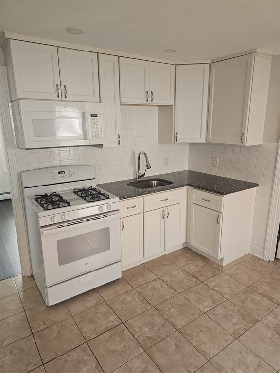 Property Photo: 104 Broadway 1 MA 01906