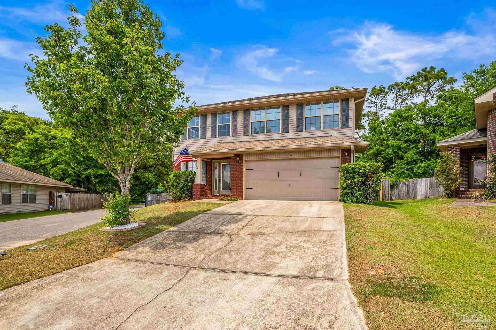 Property Photo: 1430 Towhee Canyon Dr FL 32533