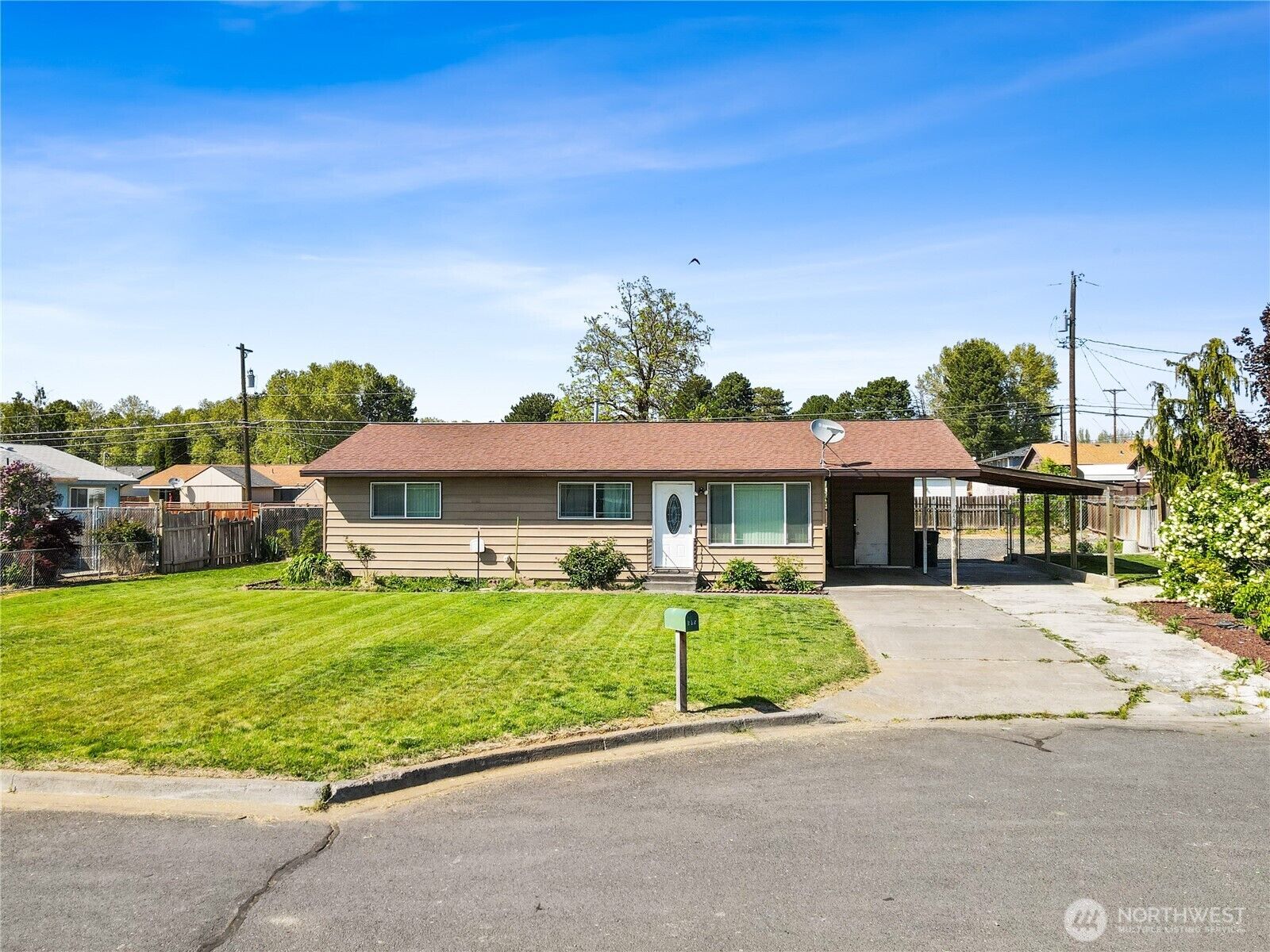 MLS#2367161: 645 E Susan Place, Othello, WA 99344