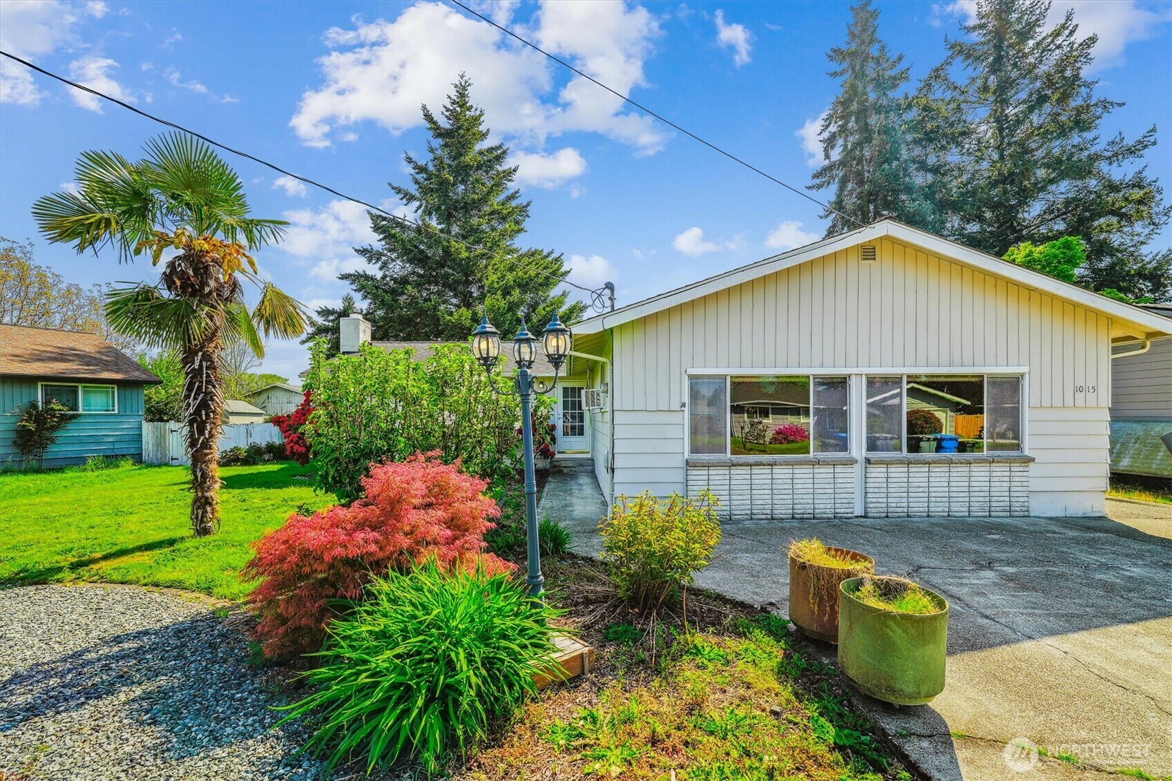 Property Photo: 1015 14th Street NW WA 98371