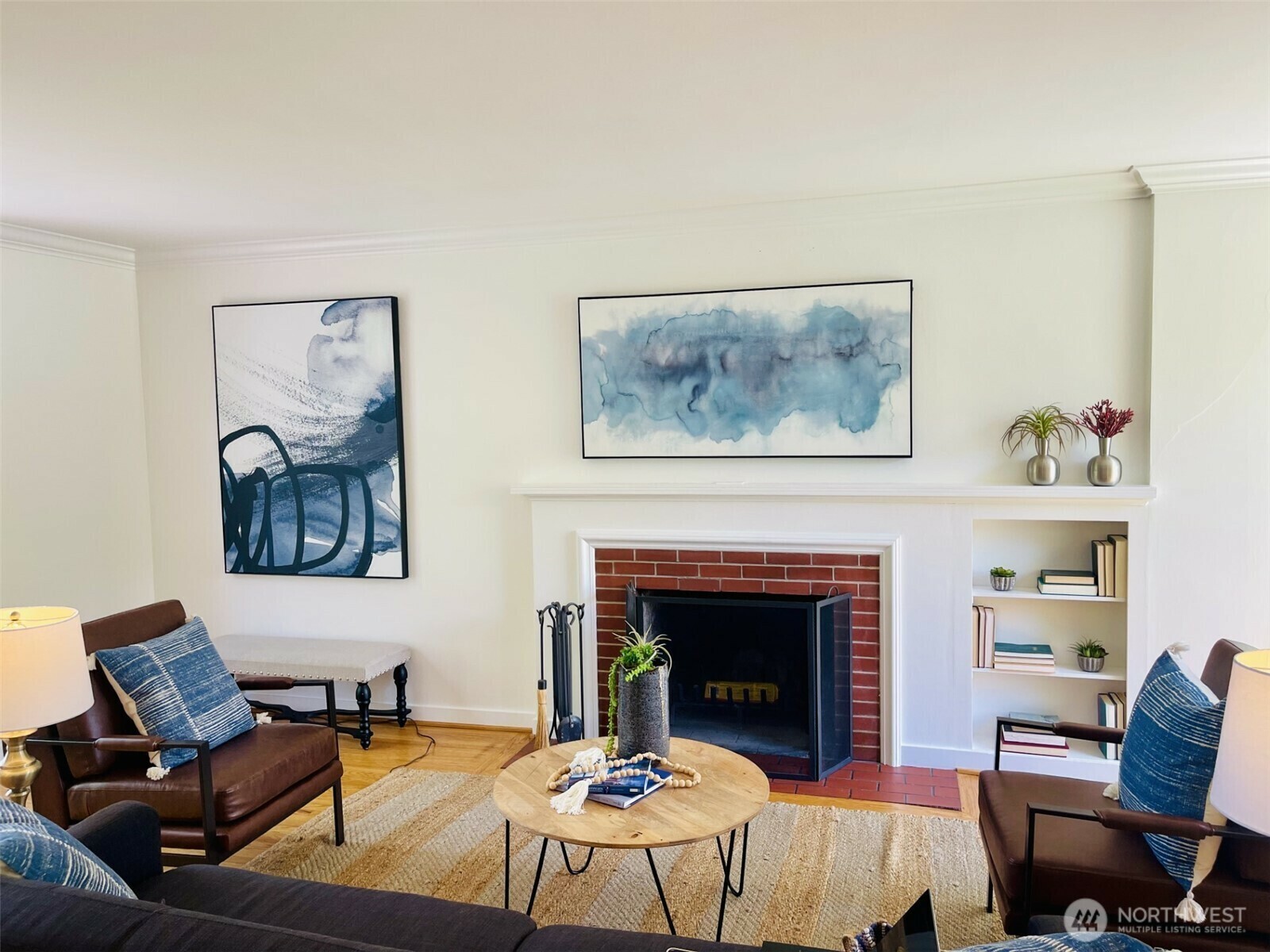 Property Photo: 1910 34th Avenue W WA 98199