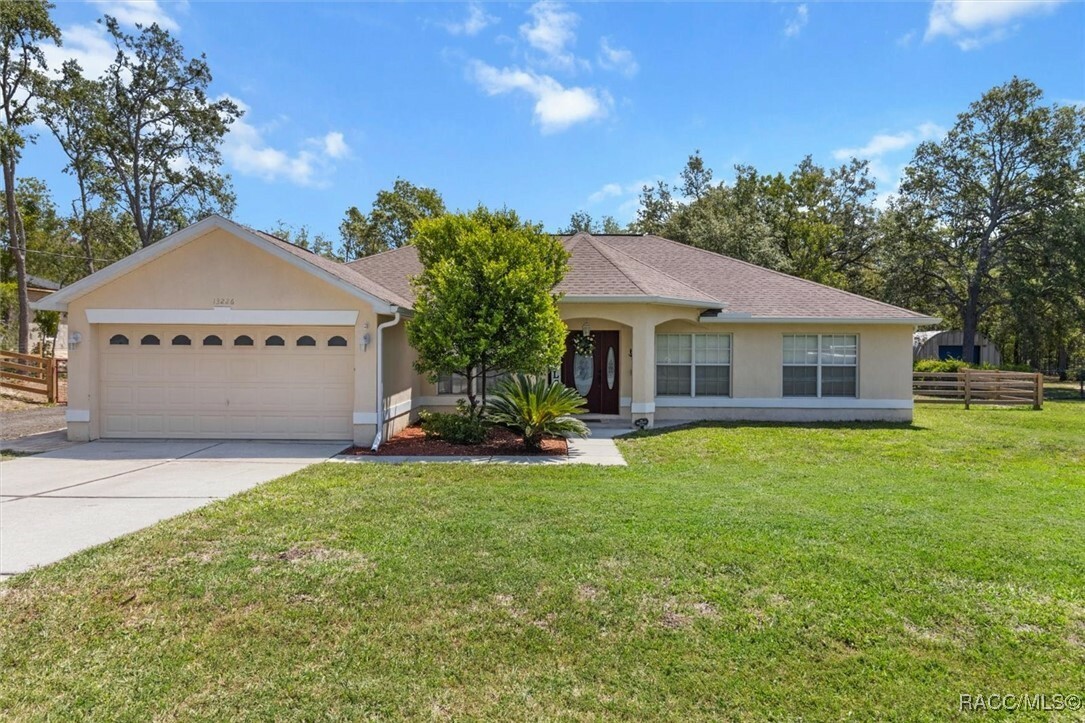 Property Photo: 13226 Kildeer Road FL 34164