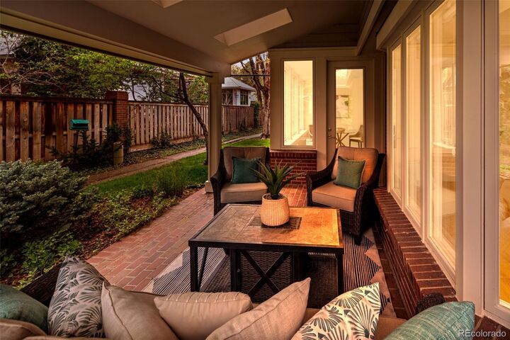 Property Photo:  2552 E Alameda Avenue 32  CO 80209 