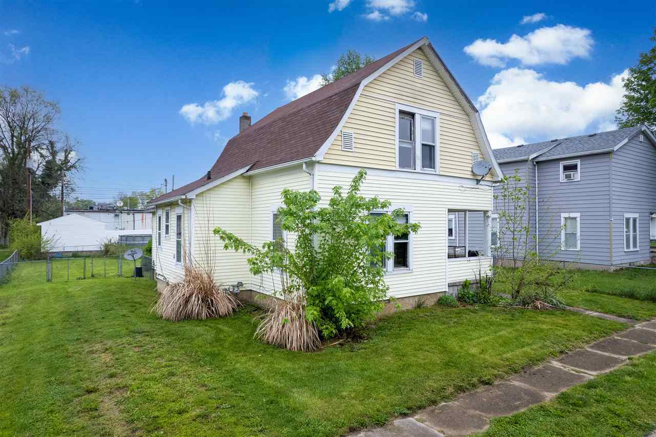 Property Photo: 310 E Walnut Street IN 47330