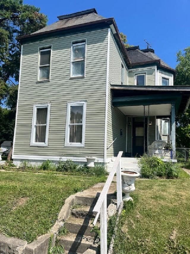 Property Photo:  208 Randolph Street  IN 47374 