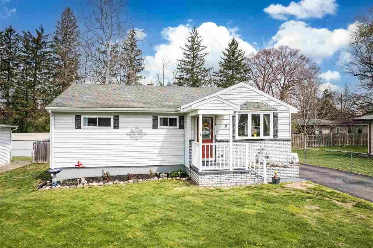 Property Photo: 4 Waterfall Road IN 47374