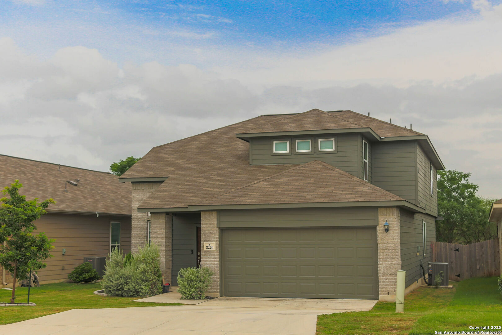 Property Photo: 8220 Robin Gate TX 78154