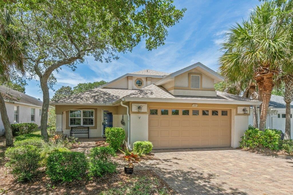 Property Photo:  123 Lions Gate Dr  FL 32080 