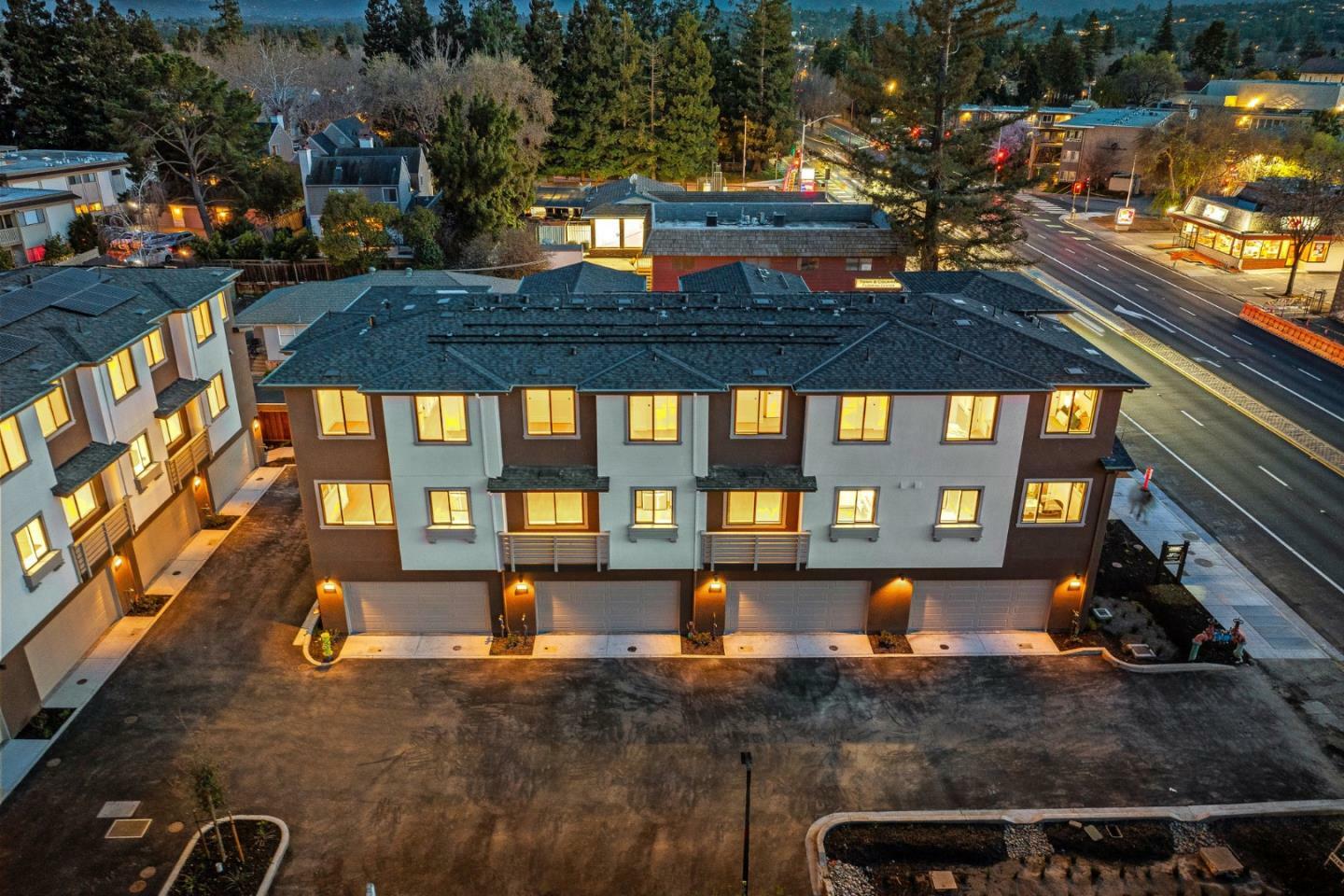 Property Photo: 935 Woodside Road CA 94061