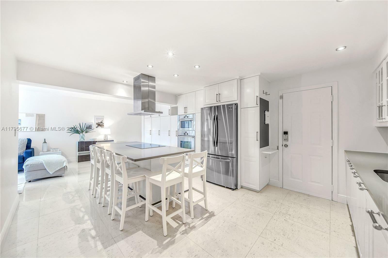Property Photo: 290 Sunrise Dr 3-K FL 33149
