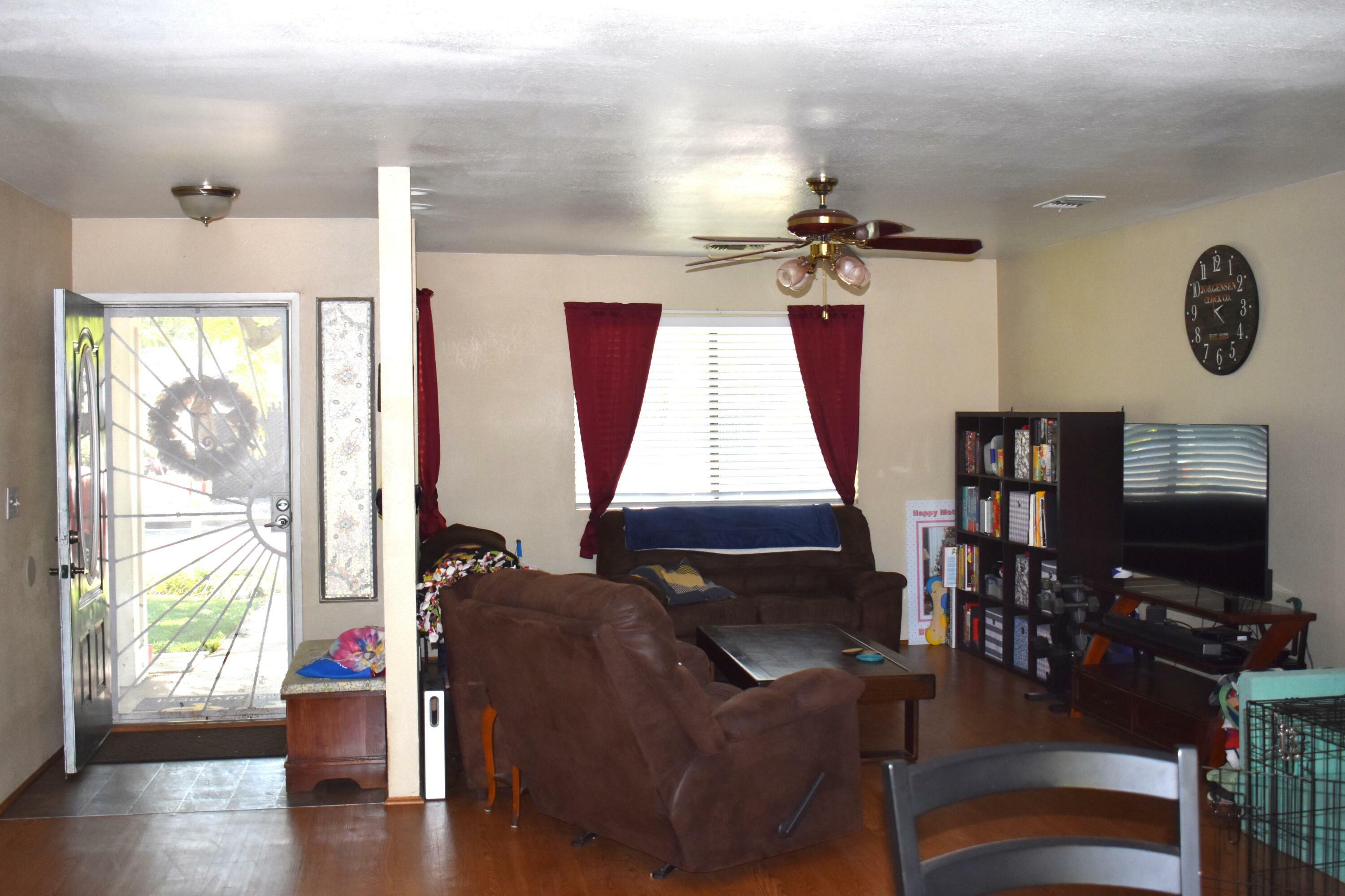 Property Photo: 2910 Cleo Court CA 96001