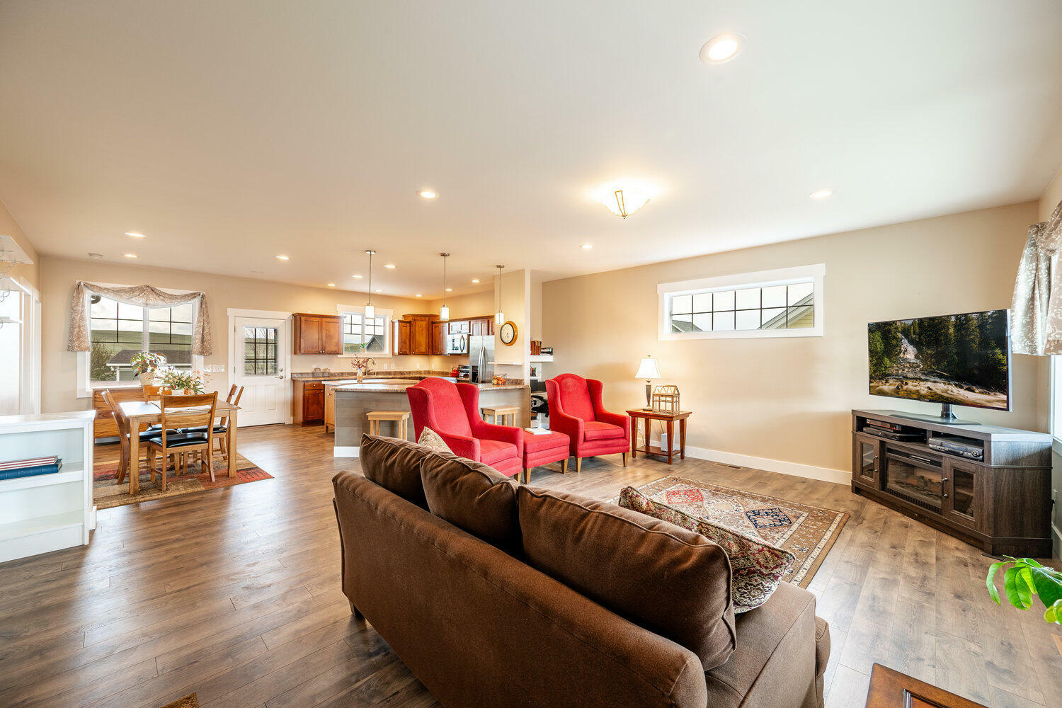 Property Photo: 1802 Lookout Point Drive WY 82801