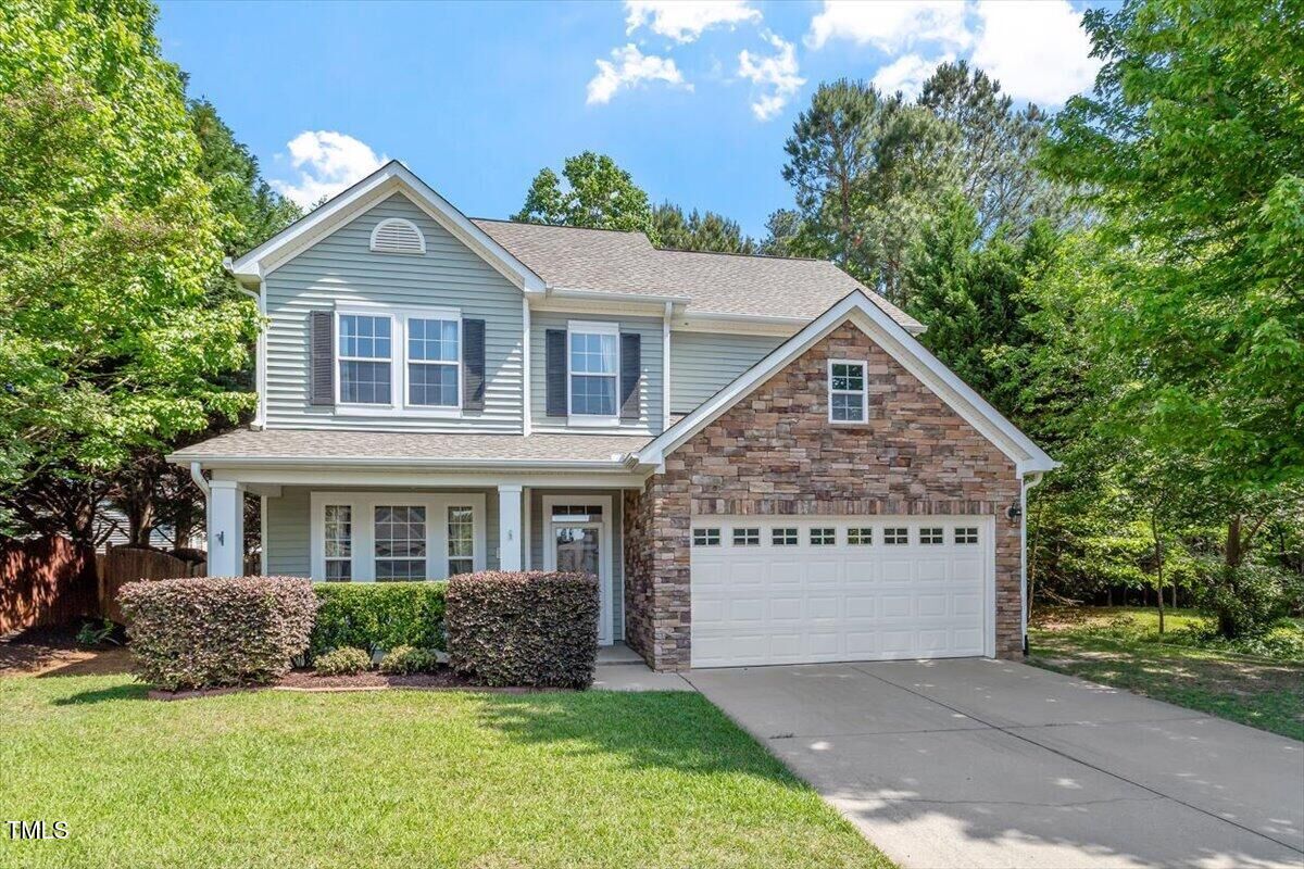 Property Photo: 1608 Hayesville Drive NC 27526