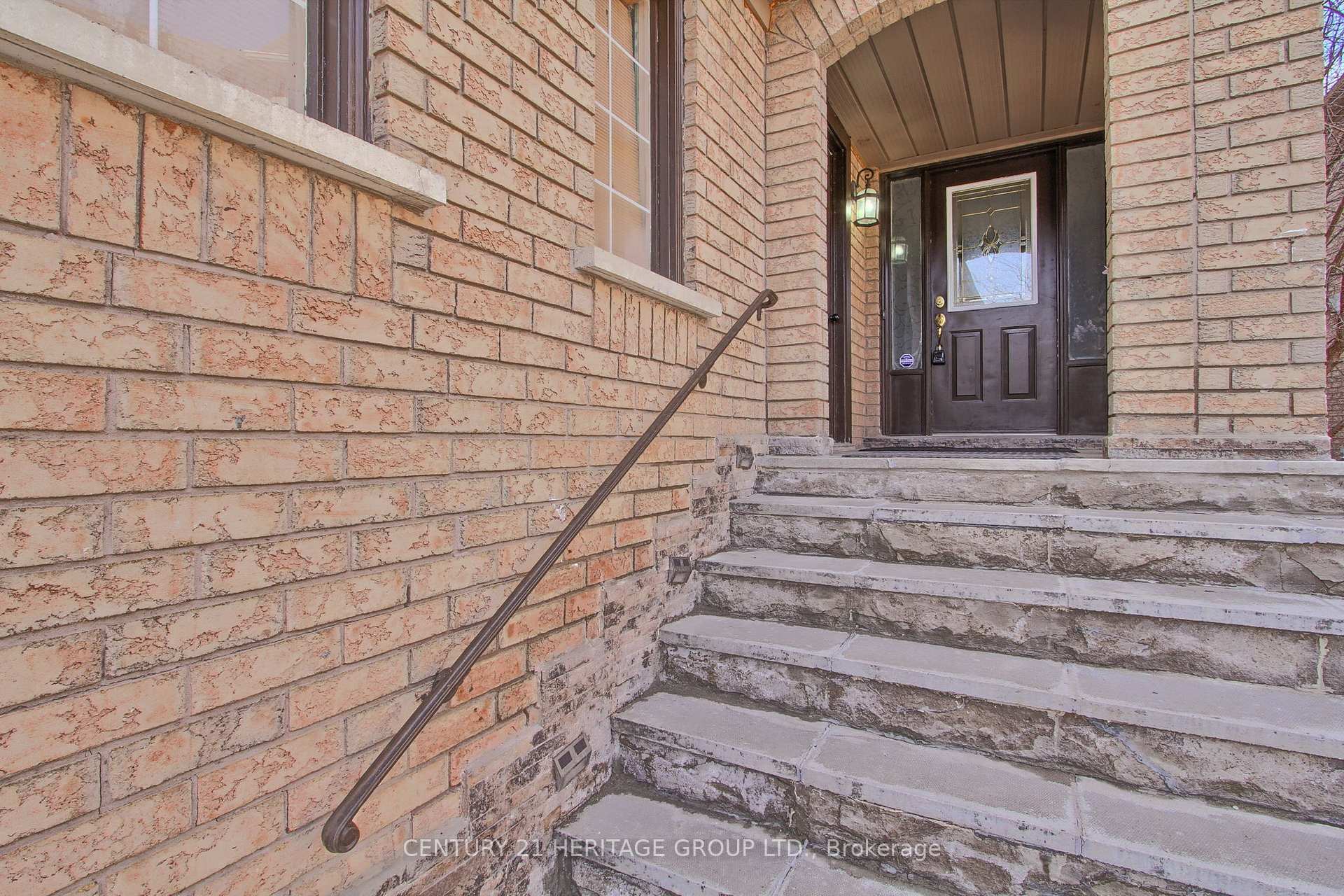 Property Photo: 126 October Lane ON L4G 6Z8