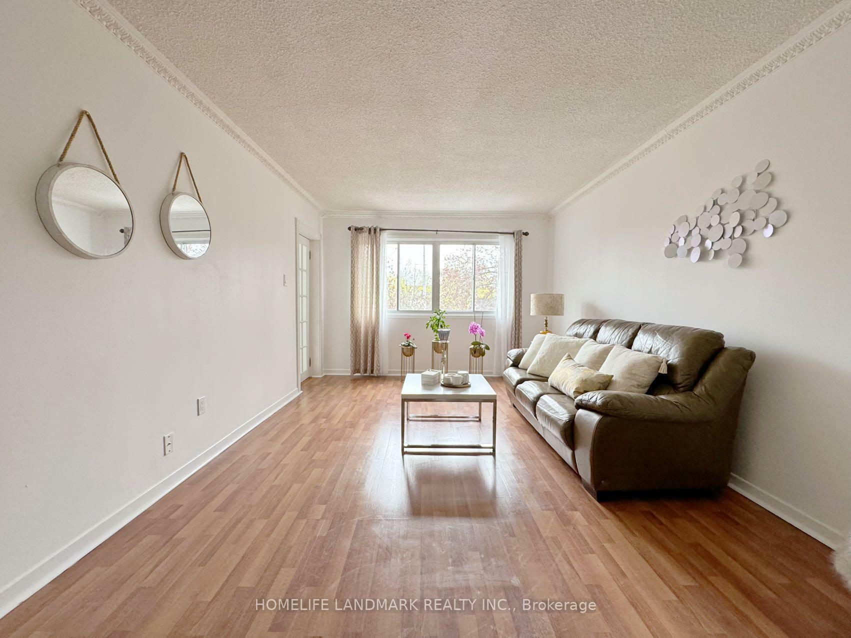 7030 Copenhagen Road 30  Mississauga ON L5N 2P3 photo