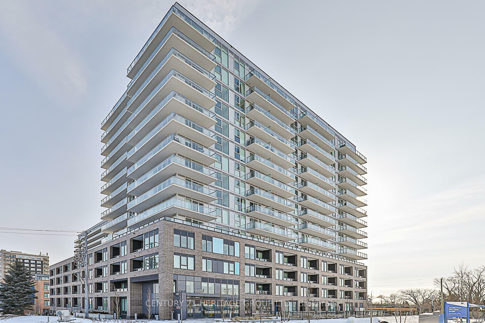 Photo de la propriété: 185 Deerfield Road 306 ON L3Y 0G7
