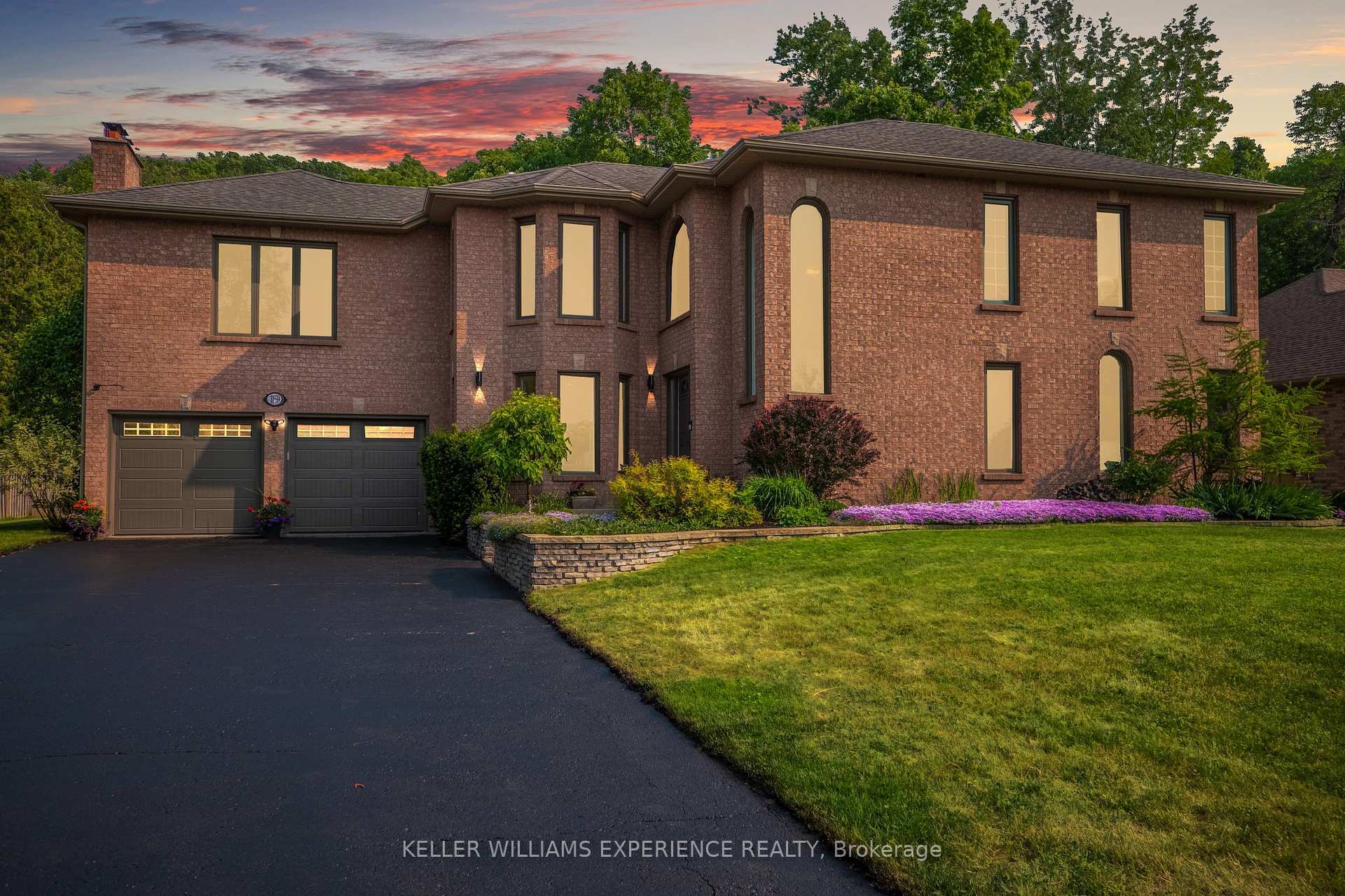 19 Priest Avenue  Springwater ON L9X 0G9 photo