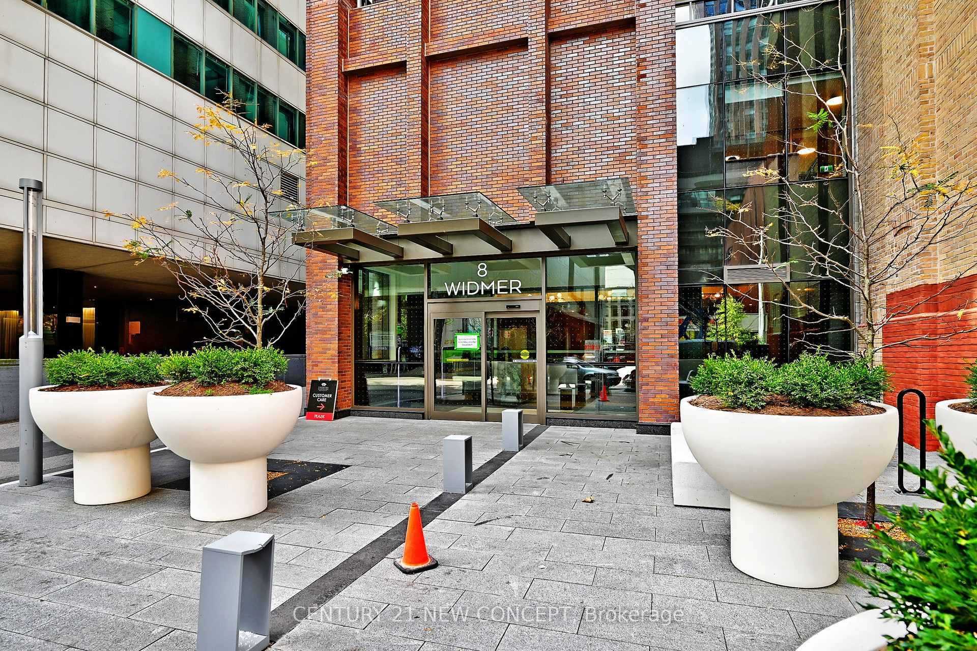 Property Photo: 8 Widmer Street 3211 ON M5V 0W6