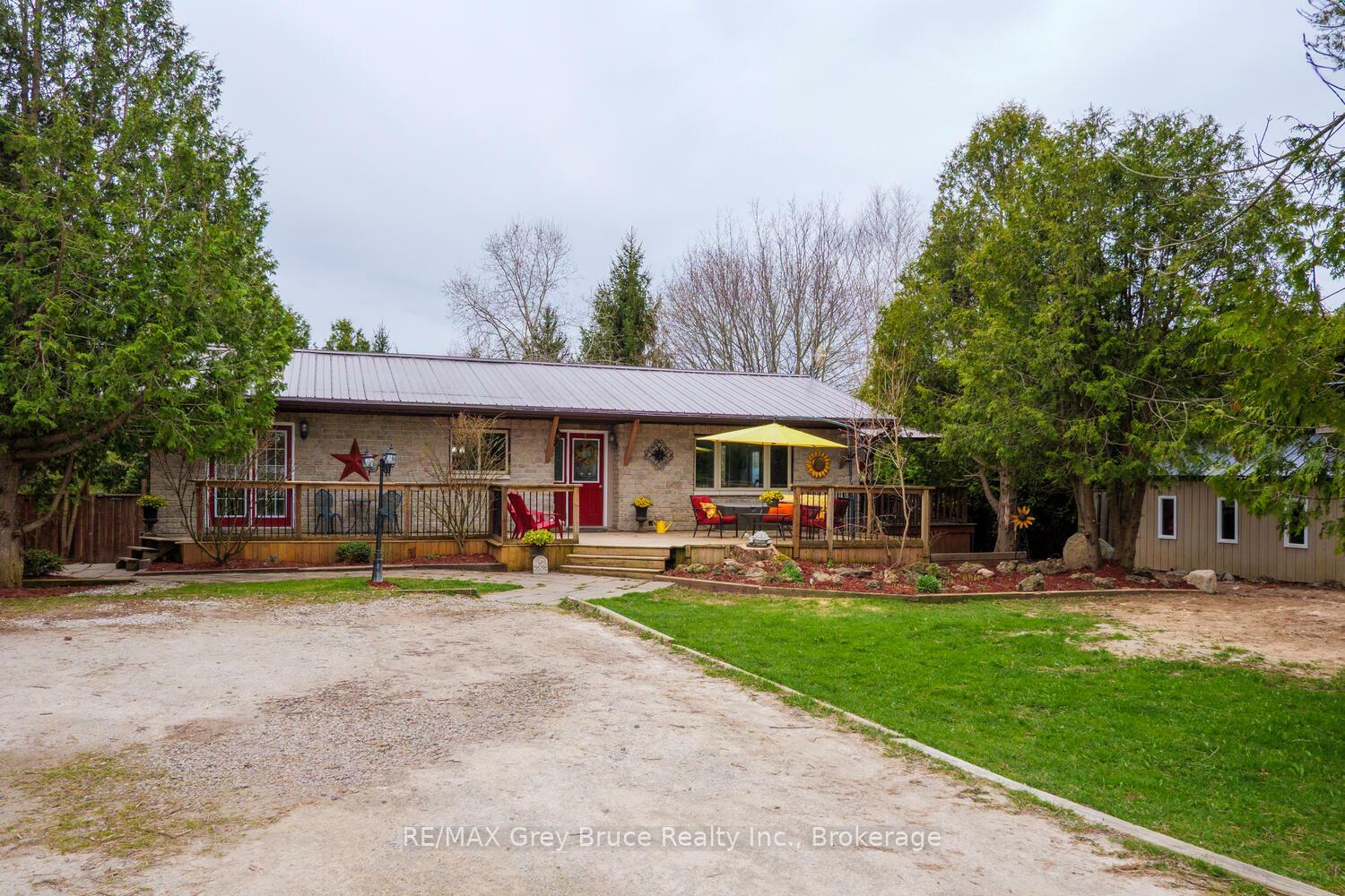 106 Elder Lane  Chatsworth ON N0H 1G0 photo
