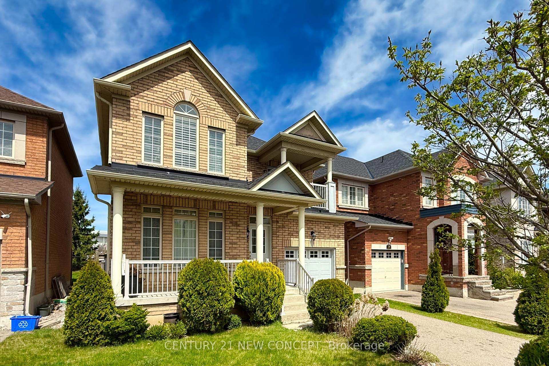 Photo de la propriété: 154 Gauguin Avenue ON L4J 9J5