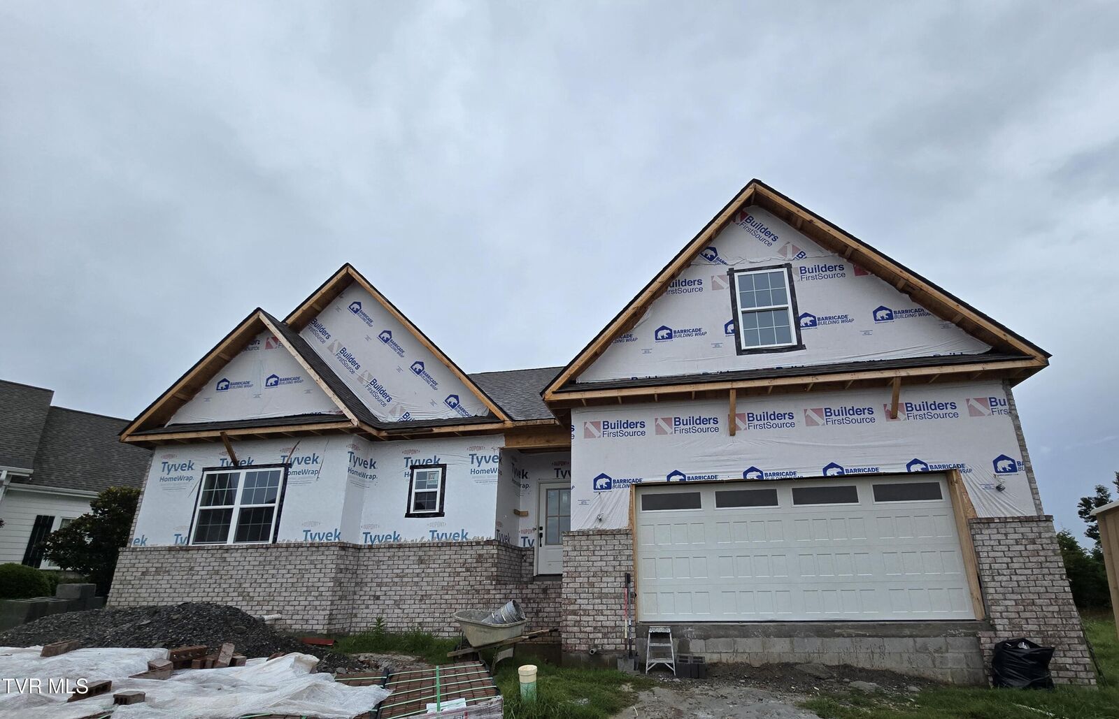 Property Photo: 1616 Maple Ridge Court TN 37664