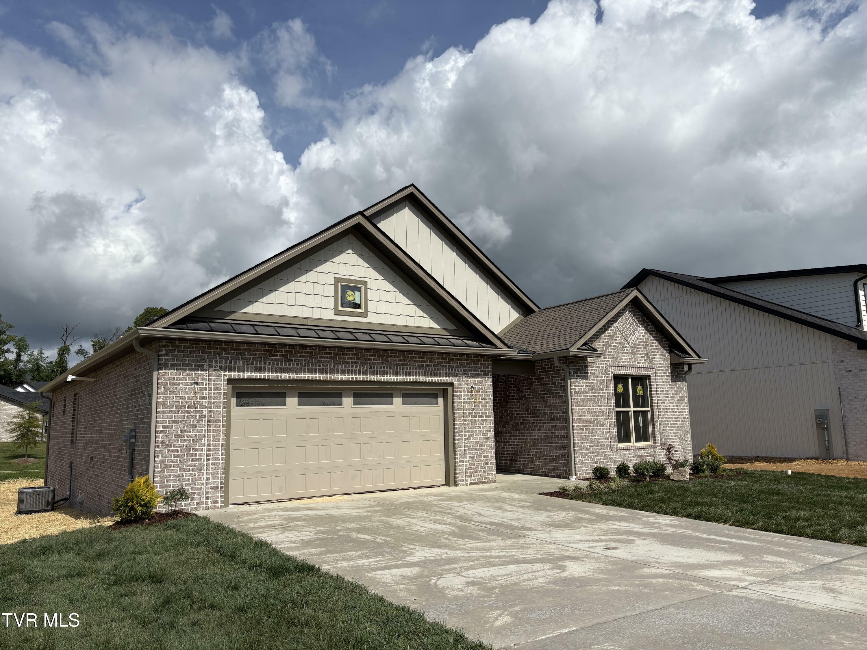 Property Photo: 280 Winston Place TN 37615