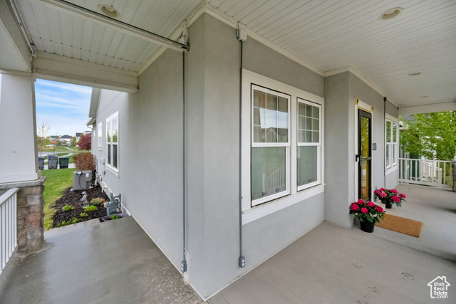 Property Photo: 10557 S Pipestone Way UT 84009