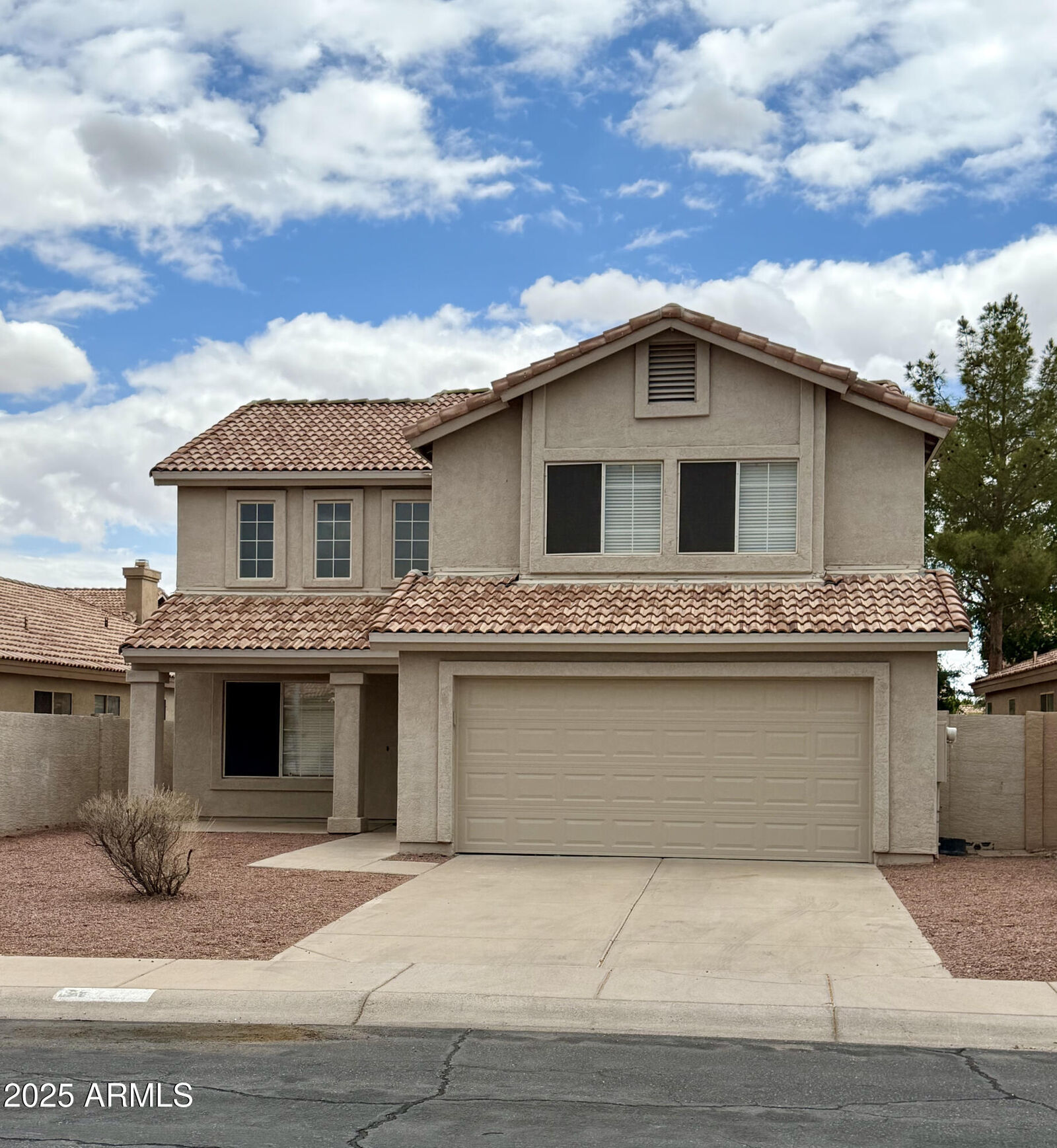 Property Photo:  4301 E Graythorn Avenue  AZ 85044 