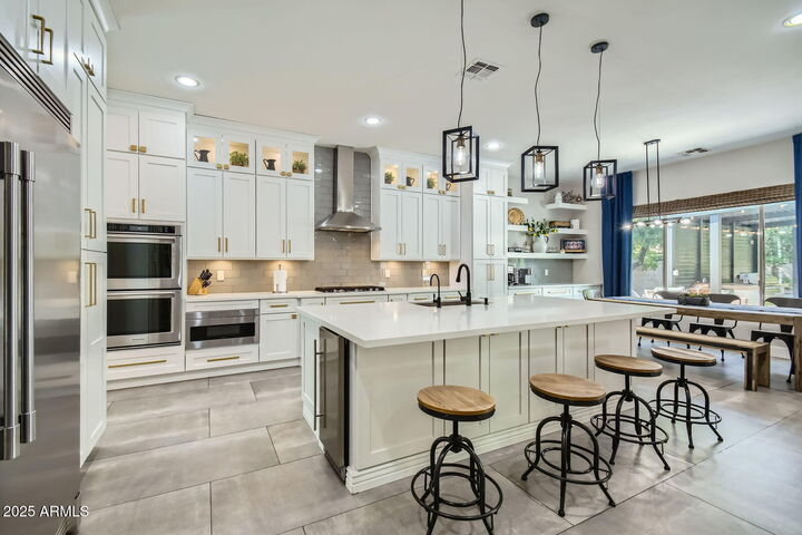 Property Photo: 1890 E Sagittarius Place AZ 85249