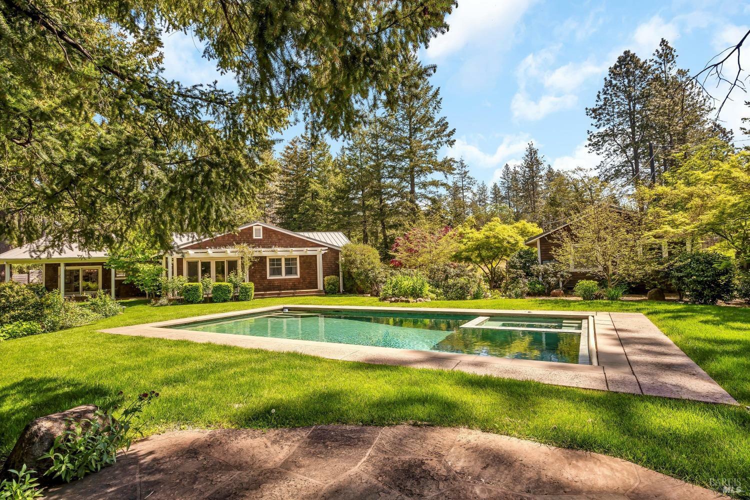 Property Photo: 1065 Summit Lake Drive CA 94508