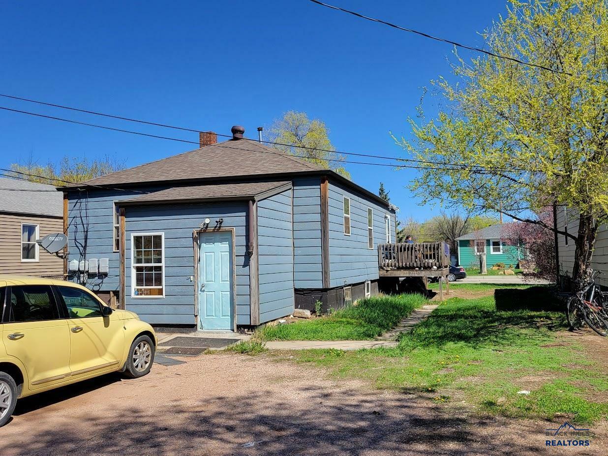 Property Photo: 217 E Monroe St SD 57701