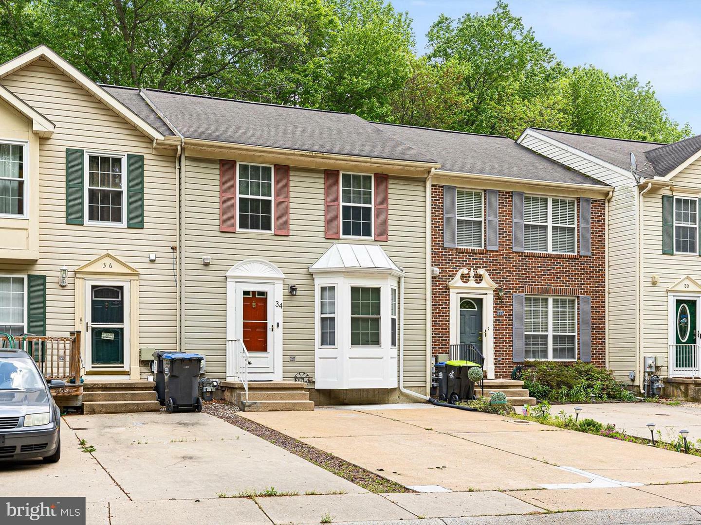 Property Photo: 34 Dovetree Drive DE 19713