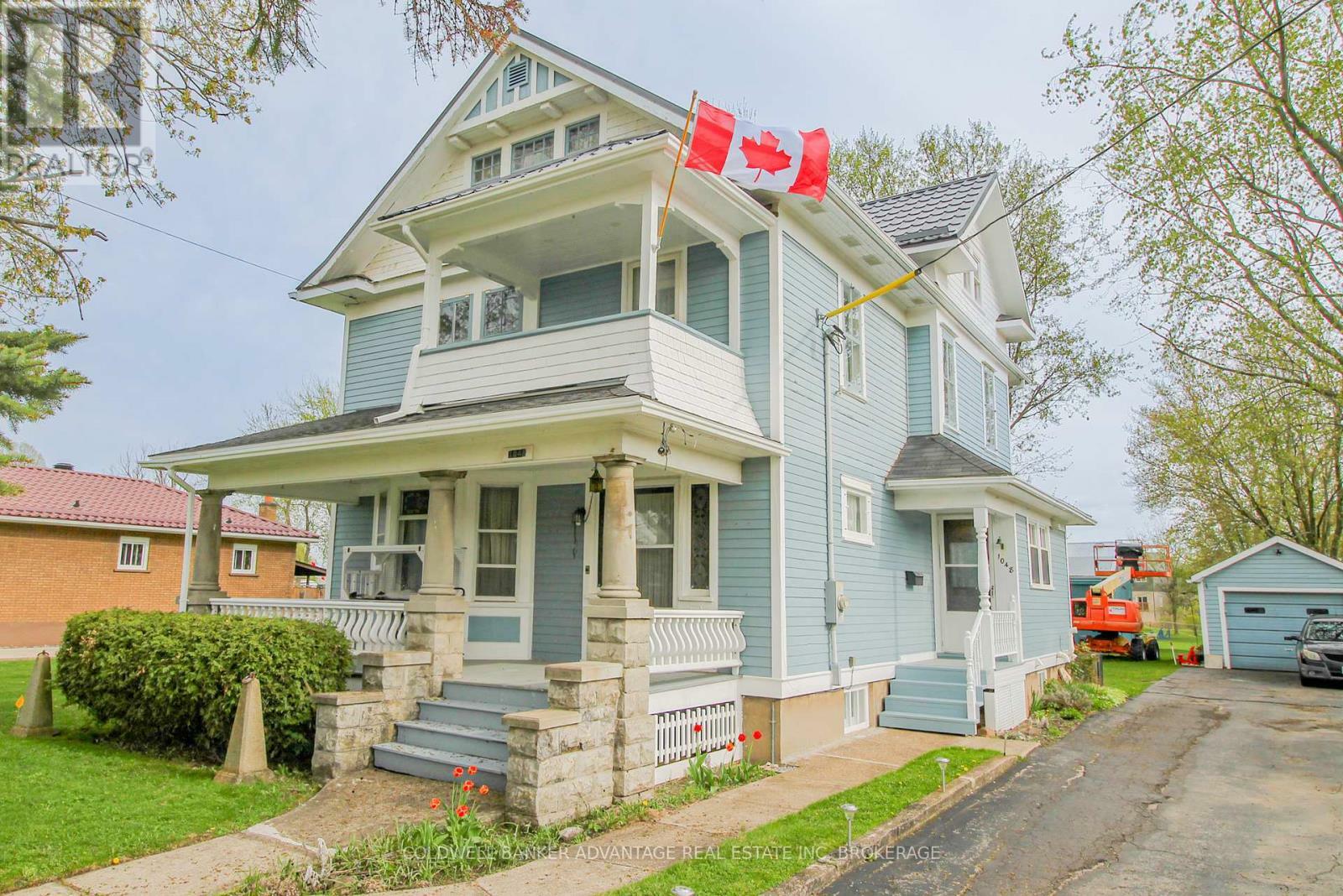 Photo de la propriété: 1048 Ontario Road ON L3B 5E4
