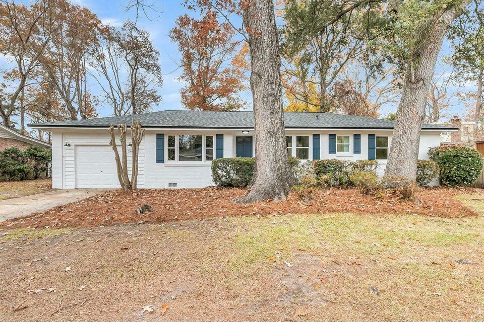 2462 Swallow Drive  Charleston SC 29414 photo