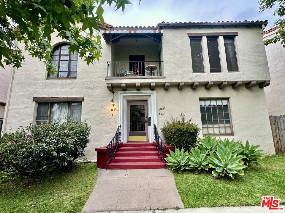 Property Photo: 351 N Orange Grove Ave CA 90036