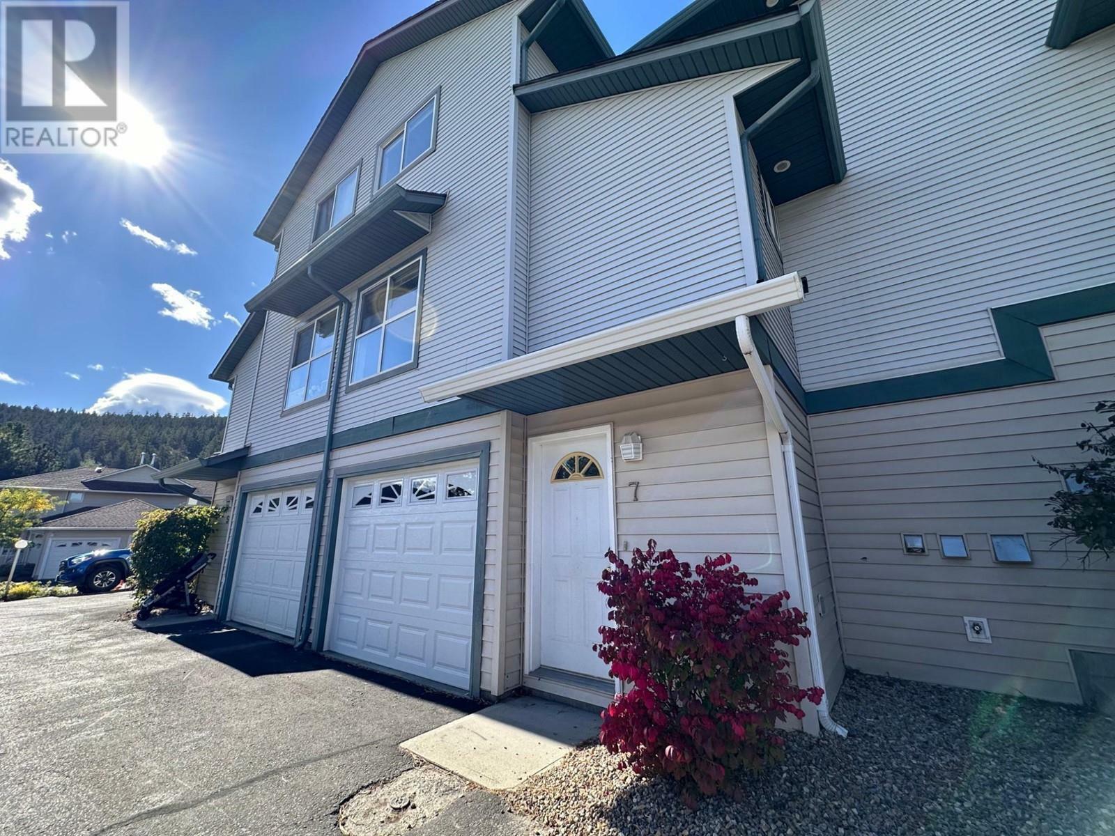 Property Photo: 1920 Hugh Allan Drive 7 BC V1S 1Y5