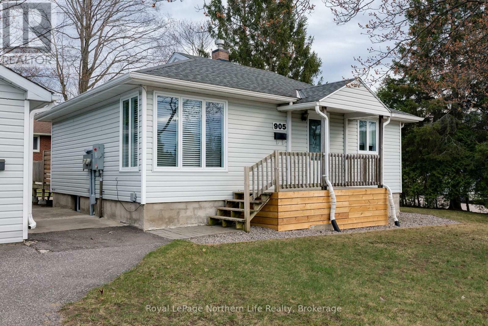 Property Photo: 905 Airport Road ON P1C 1A5