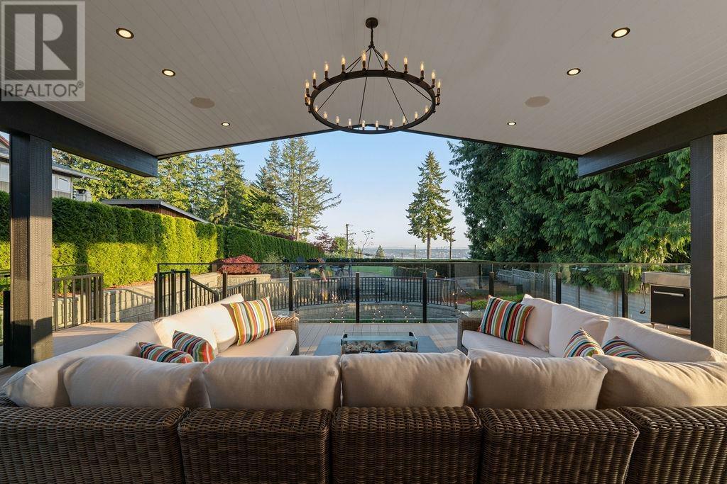 Property Photo: 105 Monte Vista Court BC V7N 4N1