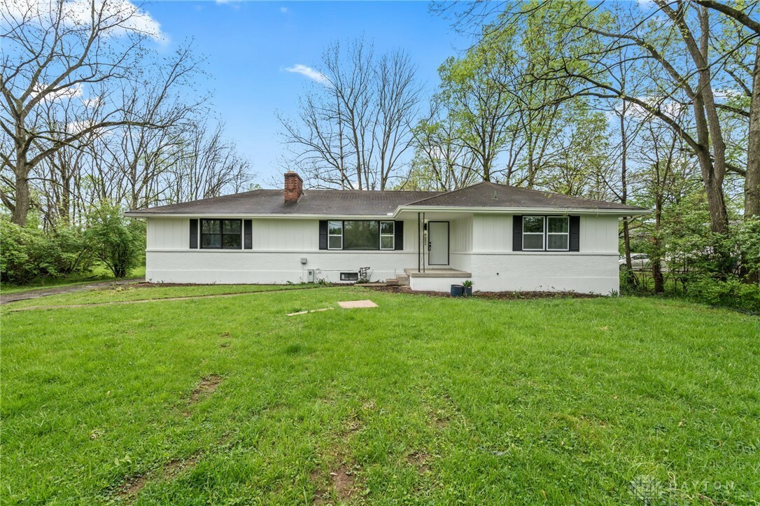 Property Photo: 4652 Little Richmond Road OH 45417